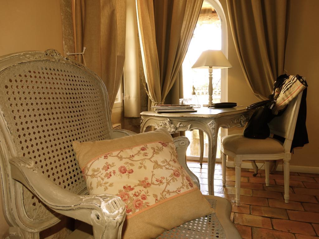 Un Patio En Luberon Bed & Breakfast Ansouis Room photo