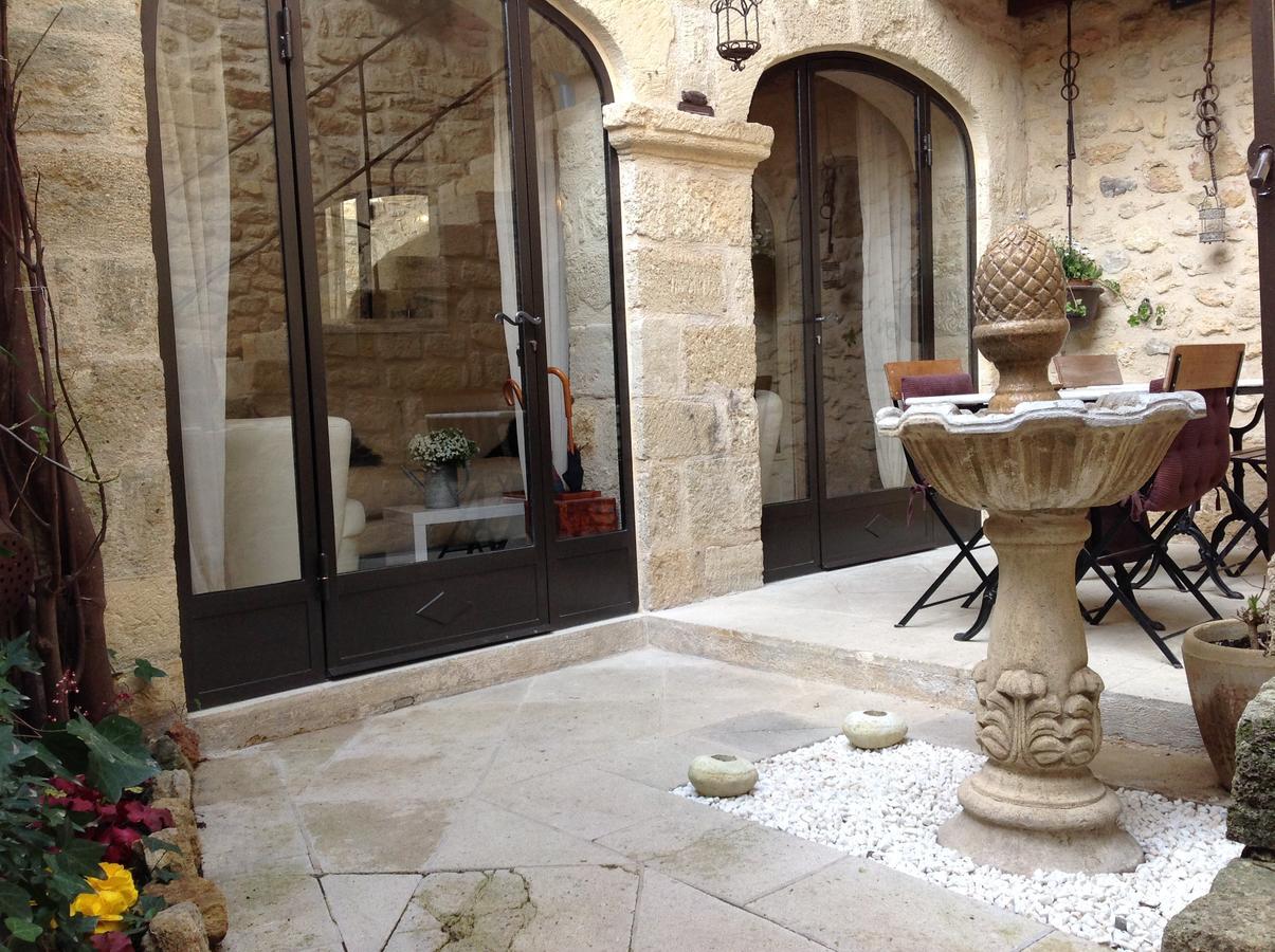 Un Patio En Luberon Bed & Breakfast Ansouis Exterior photo