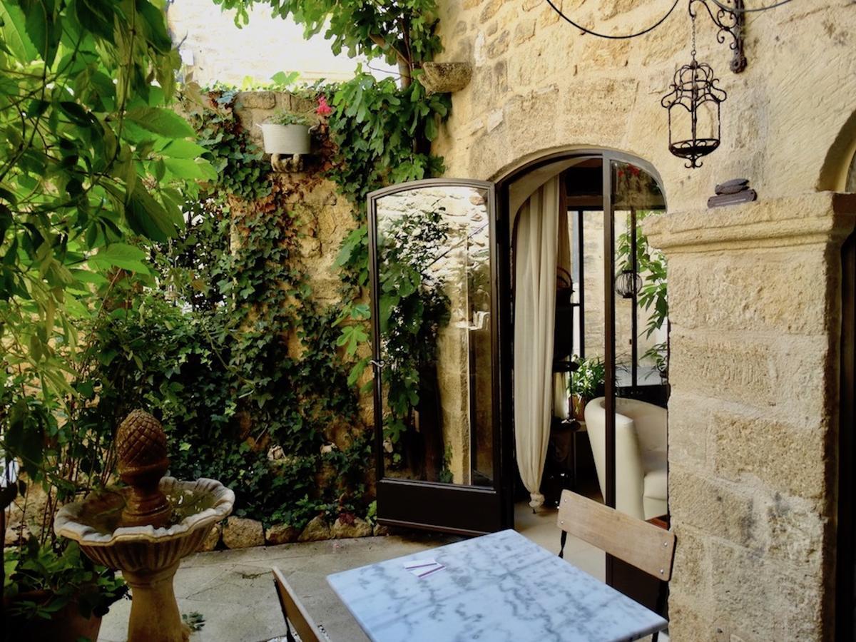 Un Patio En Luberon Bed & Breakfast Ansouis Exterior photo